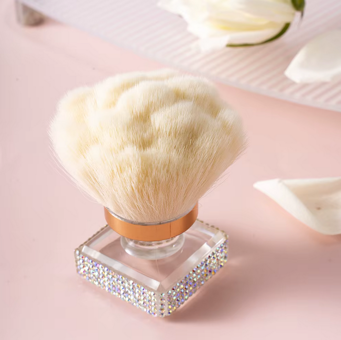 NAIL DUST BRUSH | SQUARE DIAMOND