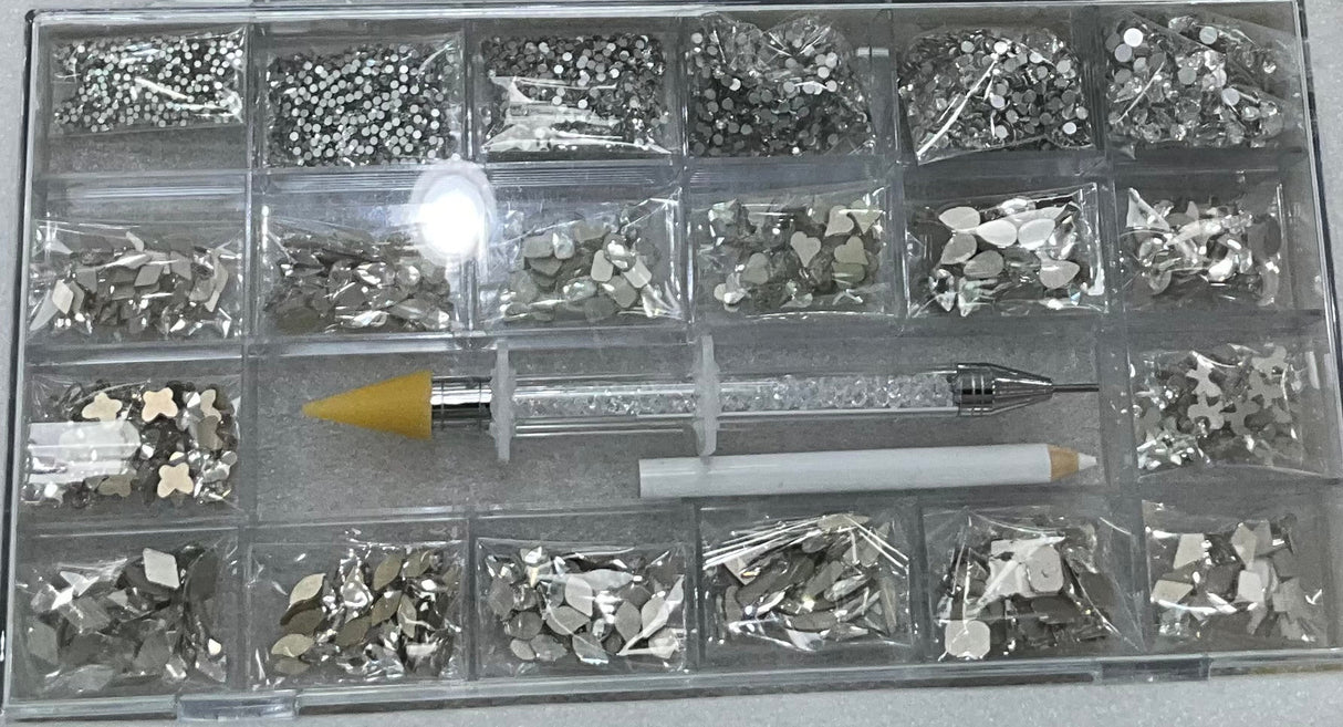 Rhinestone | #16 CLEAR | Box of 20 Shapes