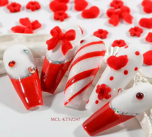 VALENTINE NAIL CHARM | RED VELVET