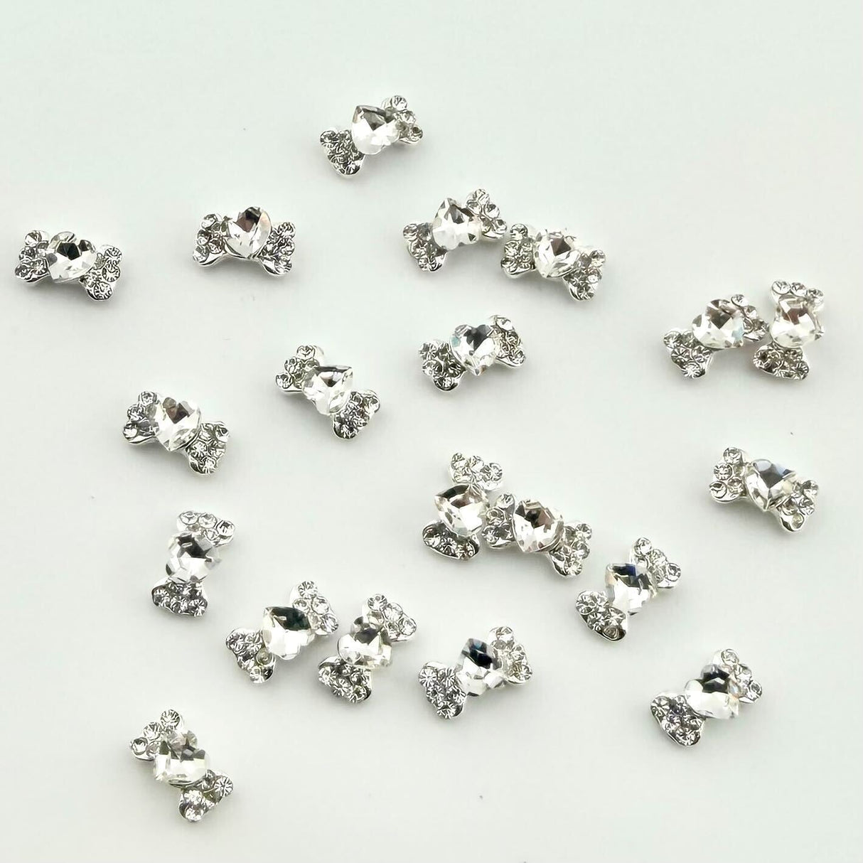 NAIL CHARM | HEART BOW RHINESTONE