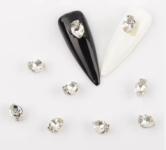 NAIL CHARM | HEART ZIRCON